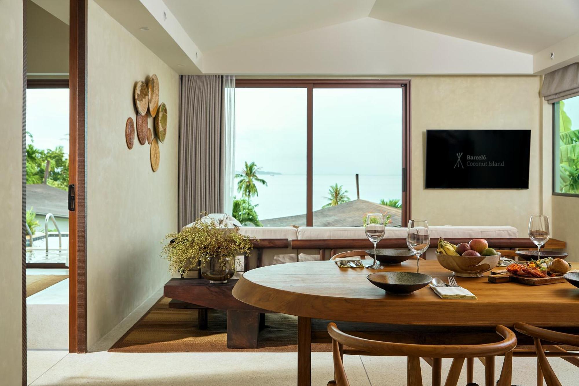 منتجع ذا فيلاج كوكونت آيلاند بيتش Phuket المظهر الخارجي الصورة A living room at the hotel